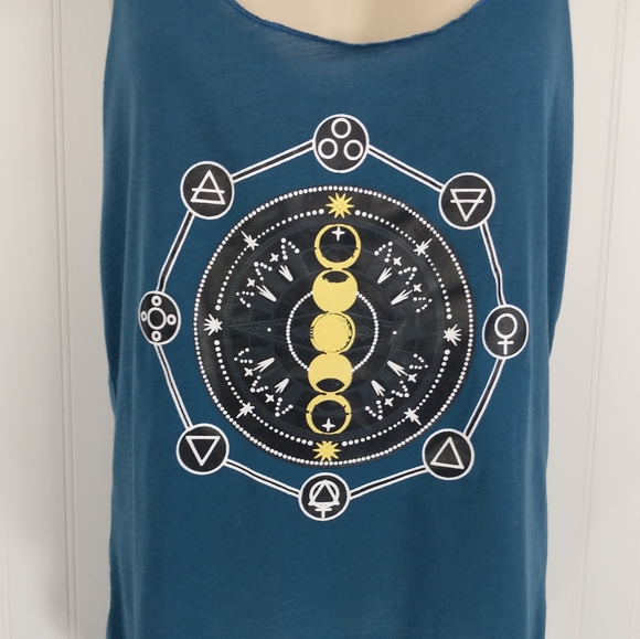 BOUTIQUE Yoga Moon Phases Zodiac Graphic Tank M - Picture 4 of 11
